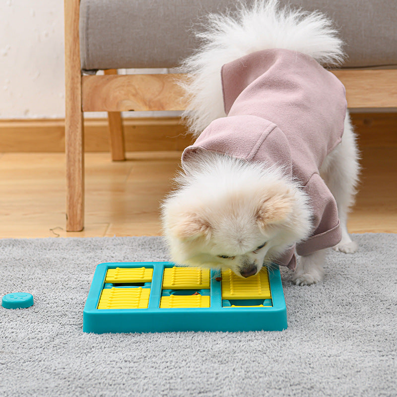 Rotating Interactive Educational Pet Slow Food Dispenser Toy