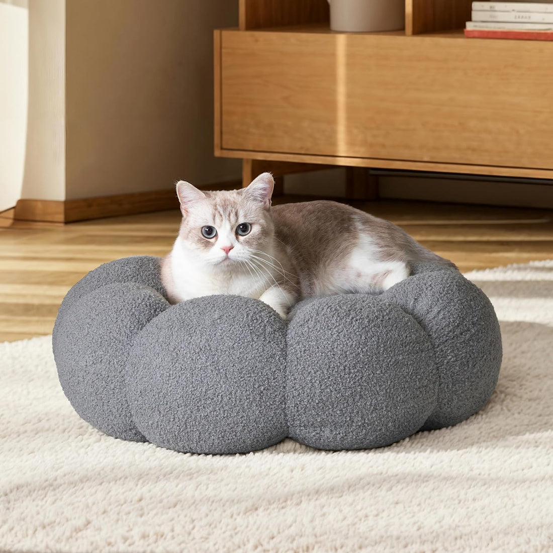 Fluffy Round Plush Pet Calming Donut Bed